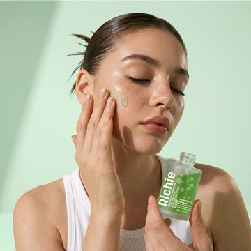Glow Serum (12% AHA-BHA Exfoliating) (30ml)